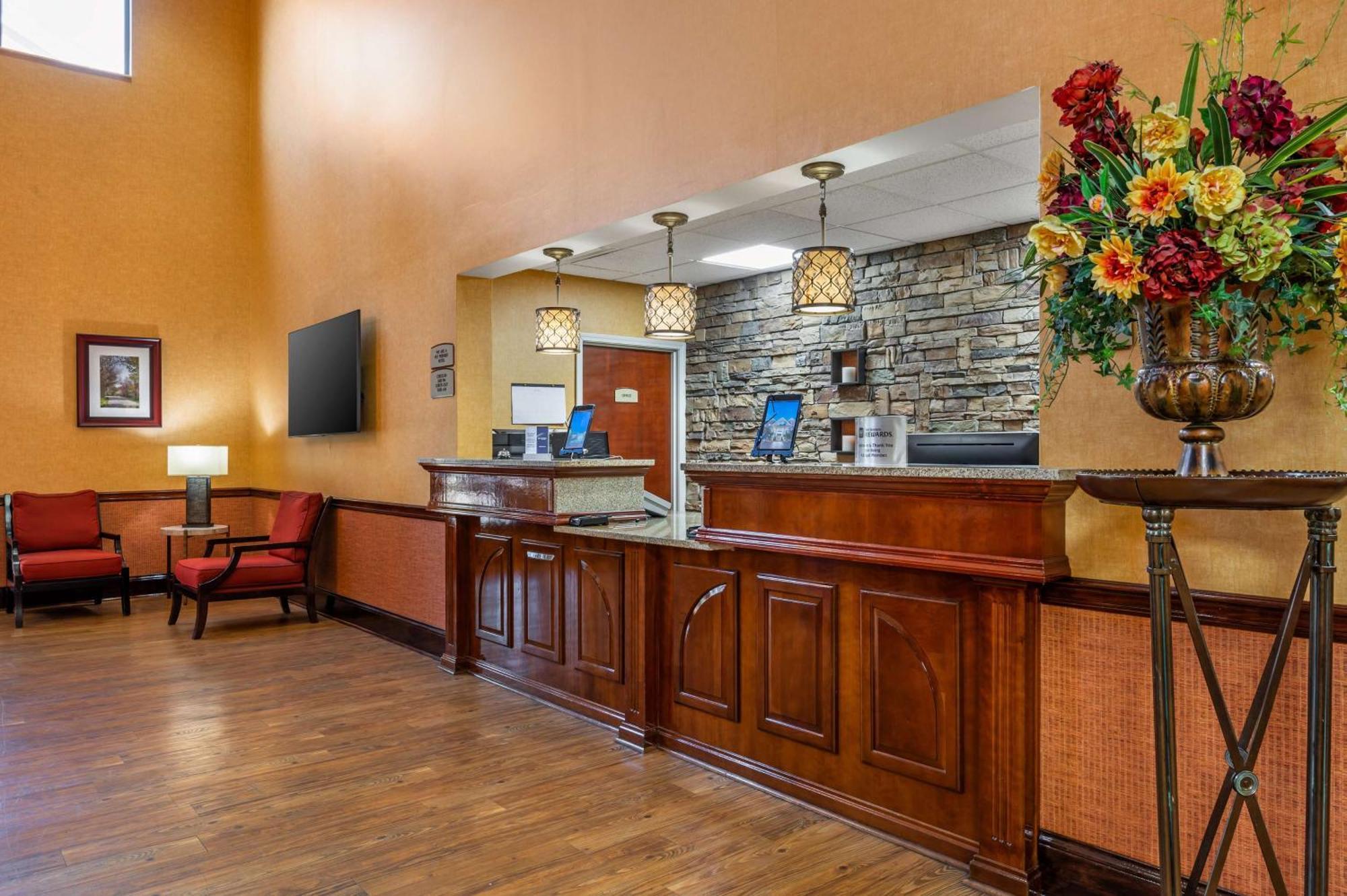 Best Western Plus Georgetown Corporate Center Hotel מראה חיצוני תמונה
