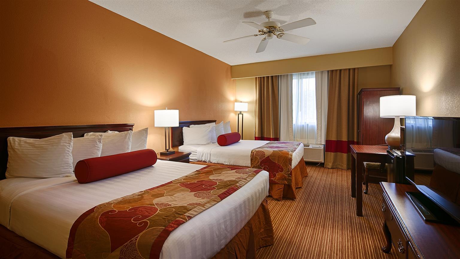 Best Western Plus Georgetown Corporate Center Hotel מראה חיצוני תמונה